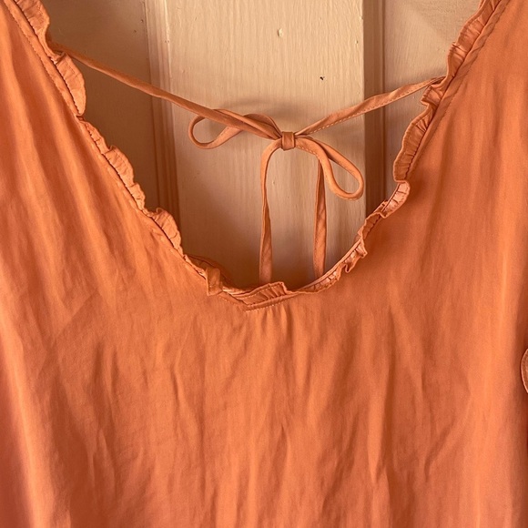 Orange Ruffled Tie in the Back Sleeveless Top - Picture 2 of 4